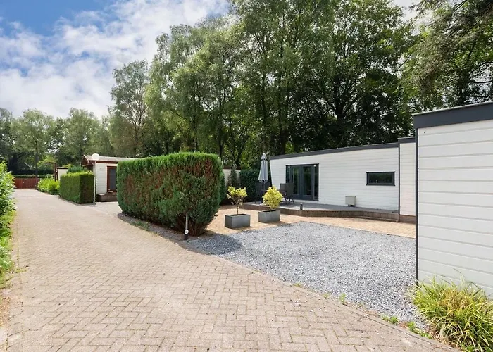 Alpehytte For 4 On The Veluwe Putten