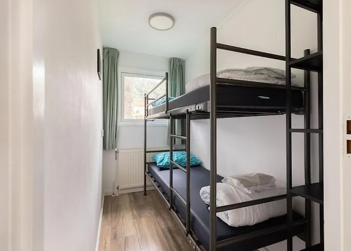 For 4 On The Veluwe Шале *